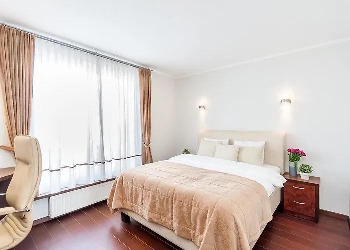 In Gedimino Av By Urban Rent 公寓